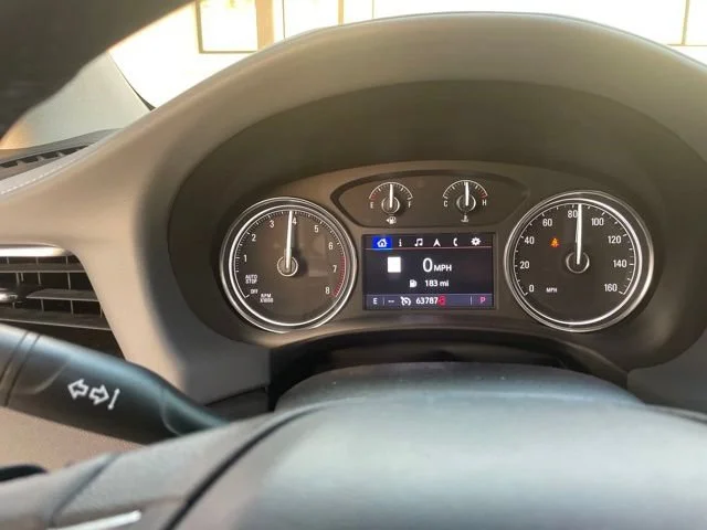 Used 2020 Includes Spectra Gray lower exterior accent color.) Buick Essence image 7