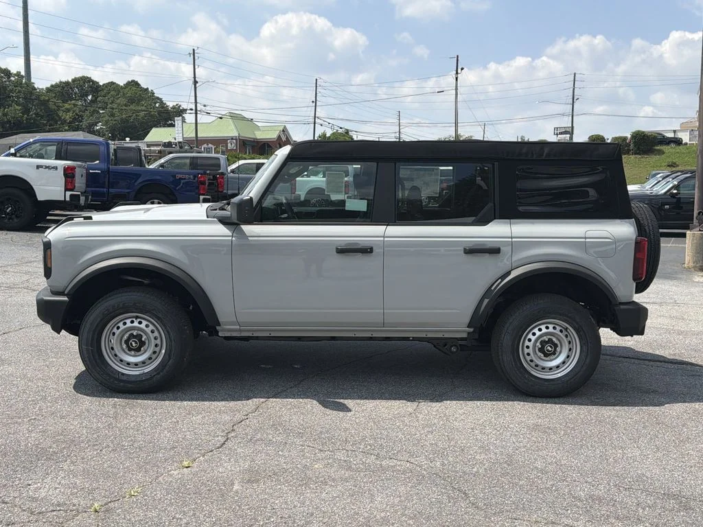 New 2026 White Ford Base image 4