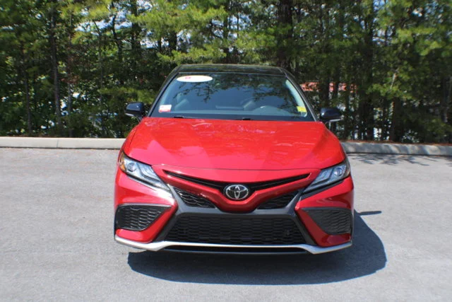 Used 2022 Supersonic Red/Midnight Black Metallic Toyota XSE image 17