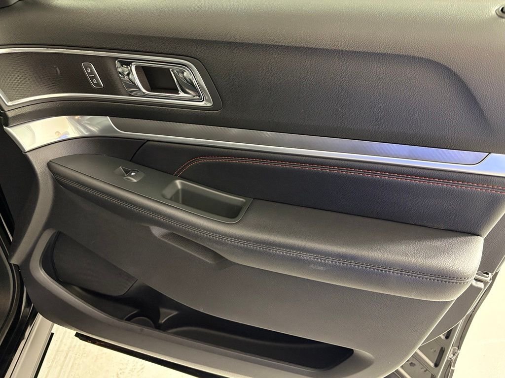 Used 2018 Black Ford Sport image 43