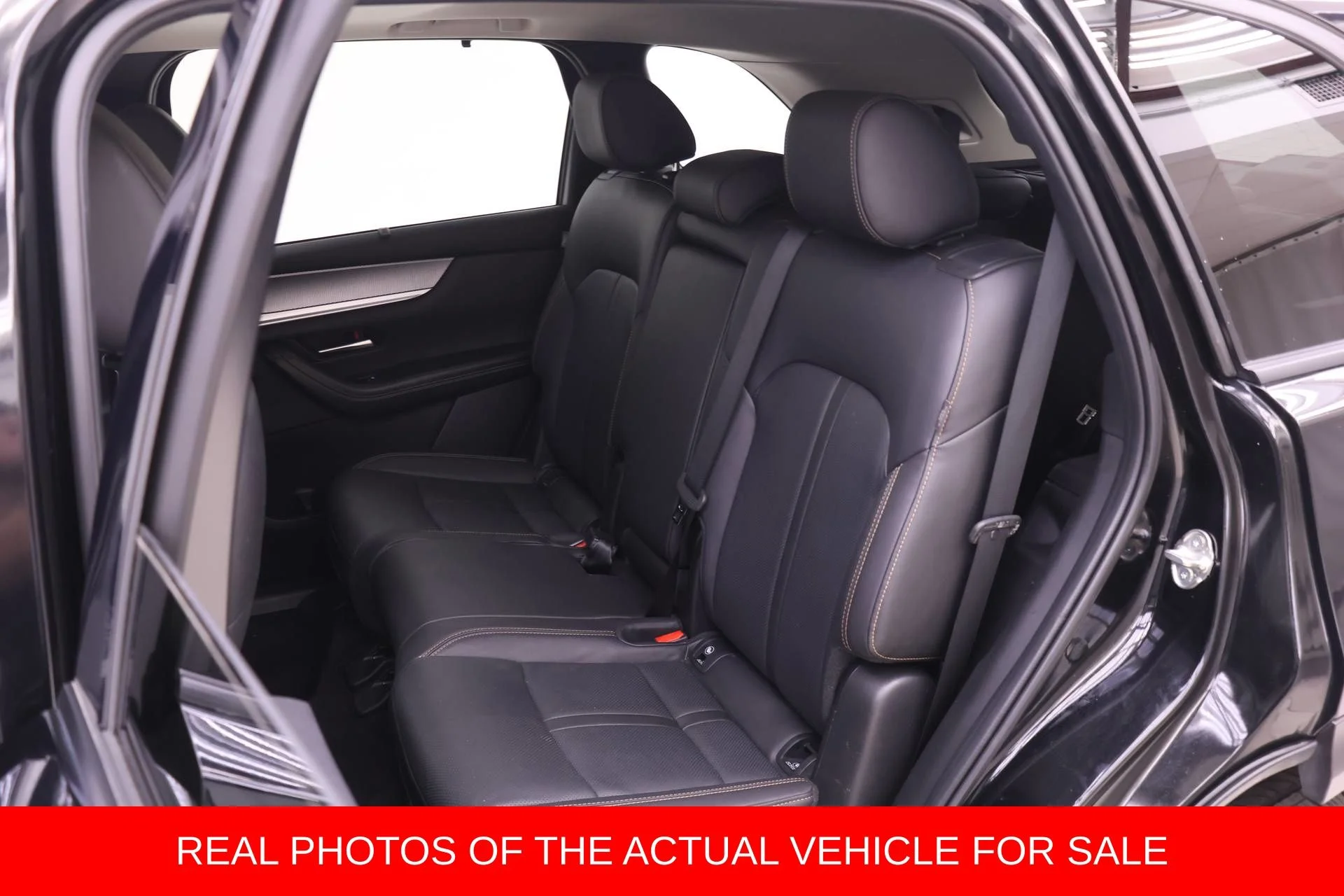 2025 Mazda CX-90 Preferred Package - Photo 10
