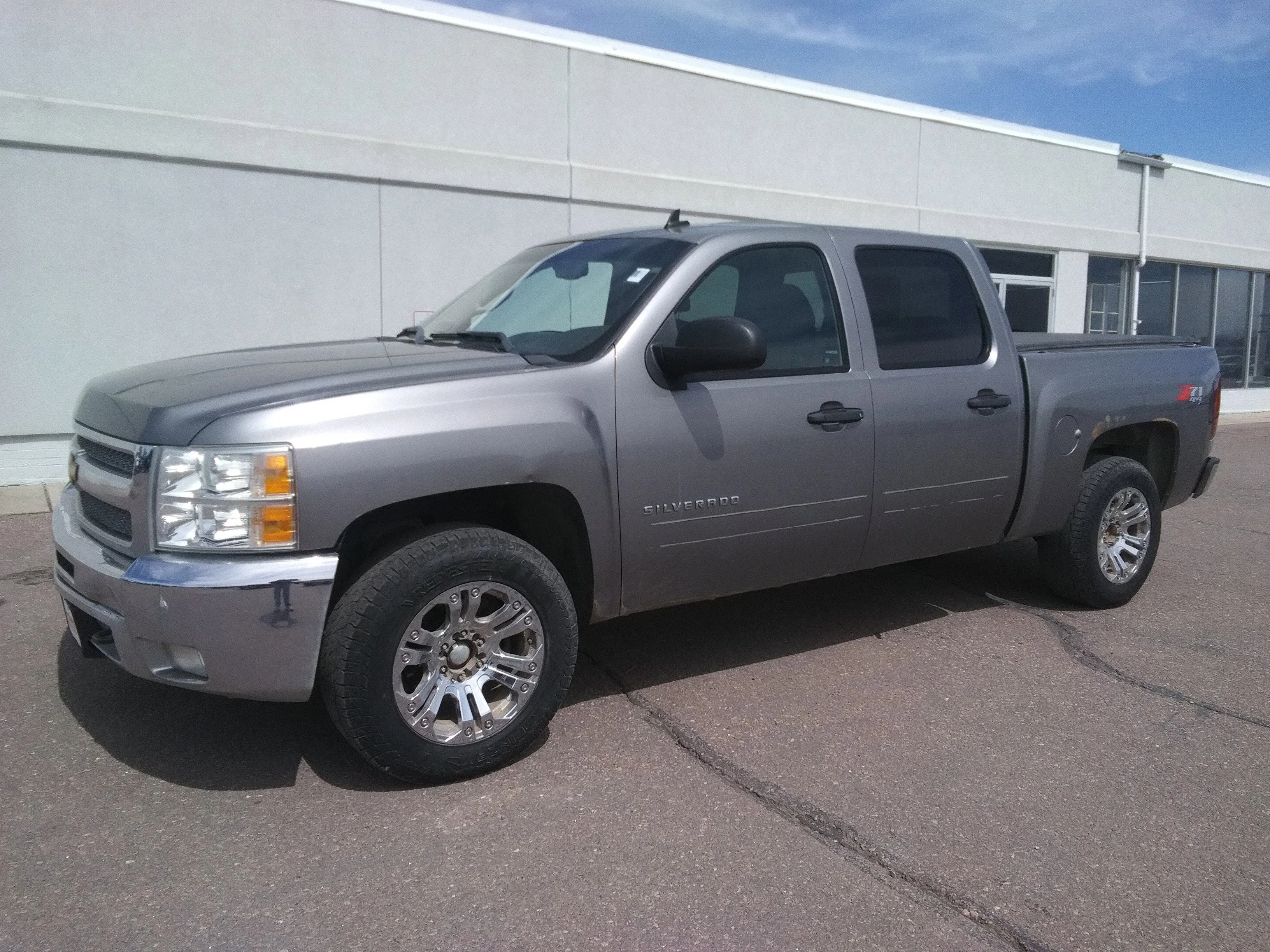 Used 2013 Chevrolet Silverado 1500 LT with VIN 3GCPKSE76DG307782 for sale in Aberdeen, SD