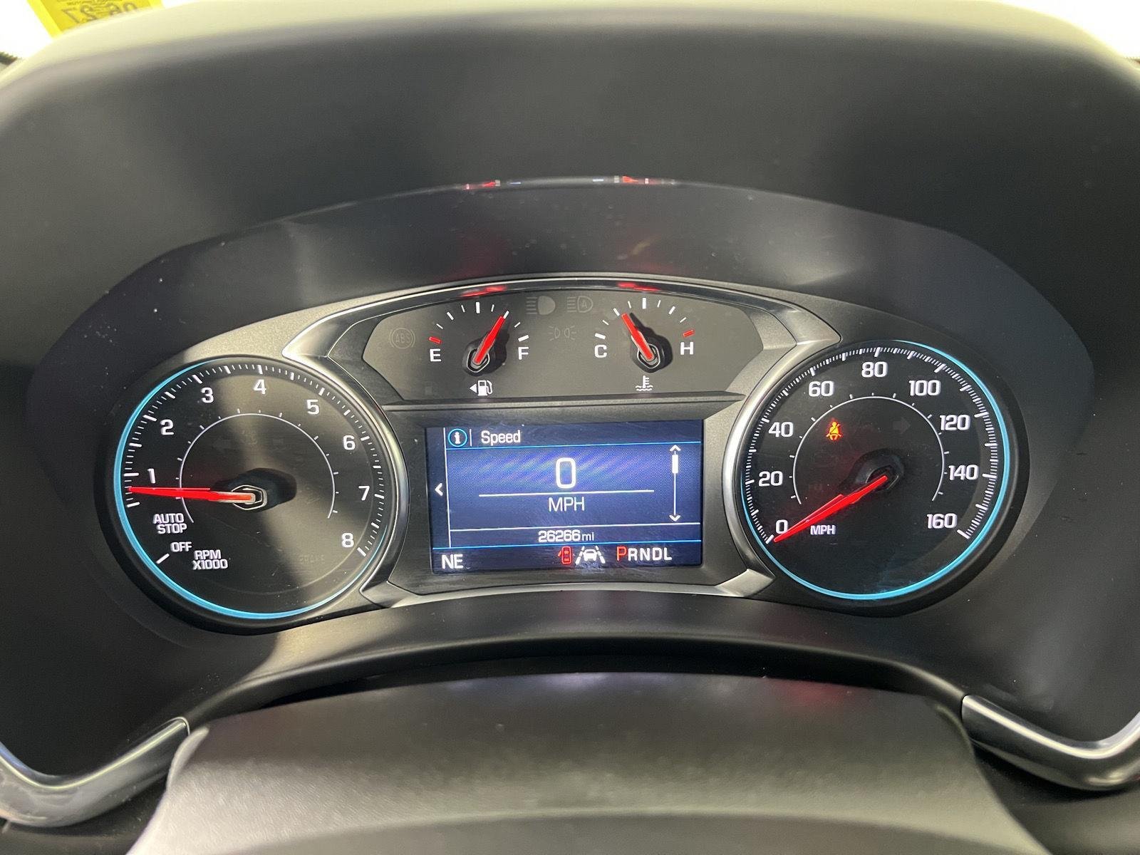 Used 2024 Summit White Chevrolet LT image 11
