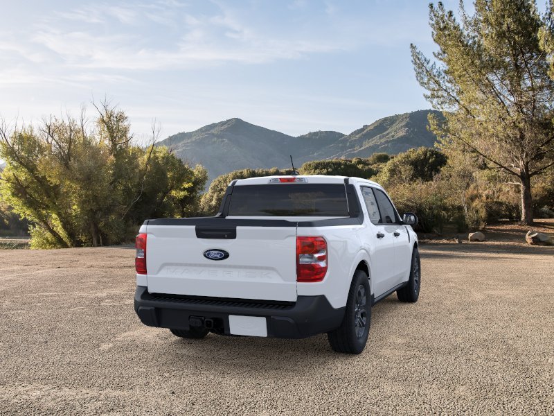 New 2026 Oxford White Ford XLT image 8