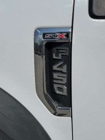 Used 2022 White Ford XL image 13