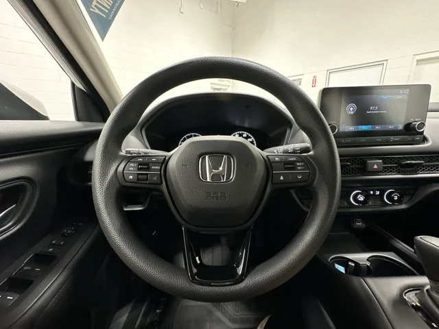 Certified Used 2025 Lunar Silver Metallic Honda LX image 13