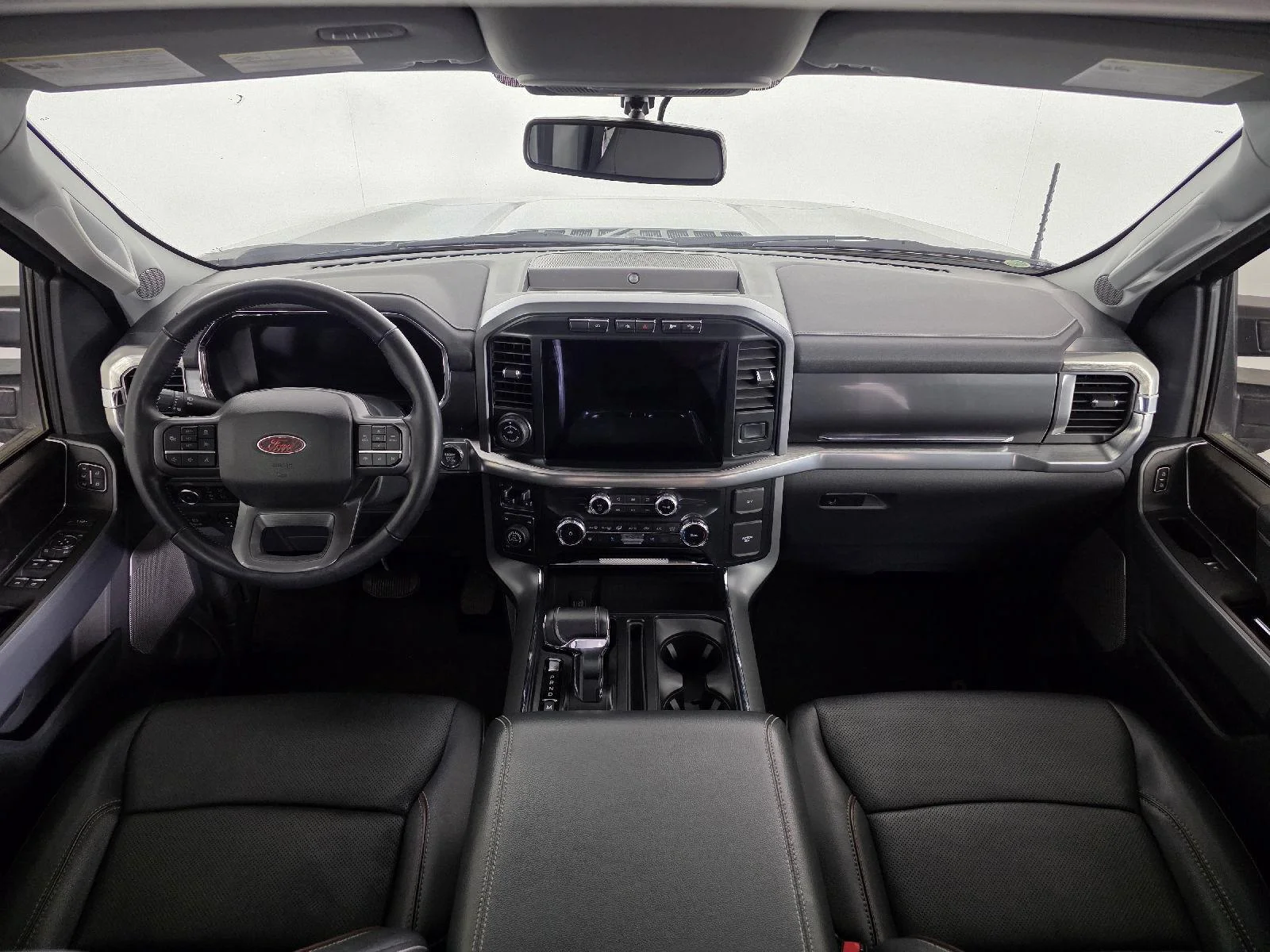 Used 2022  Ford LARIAT image 22