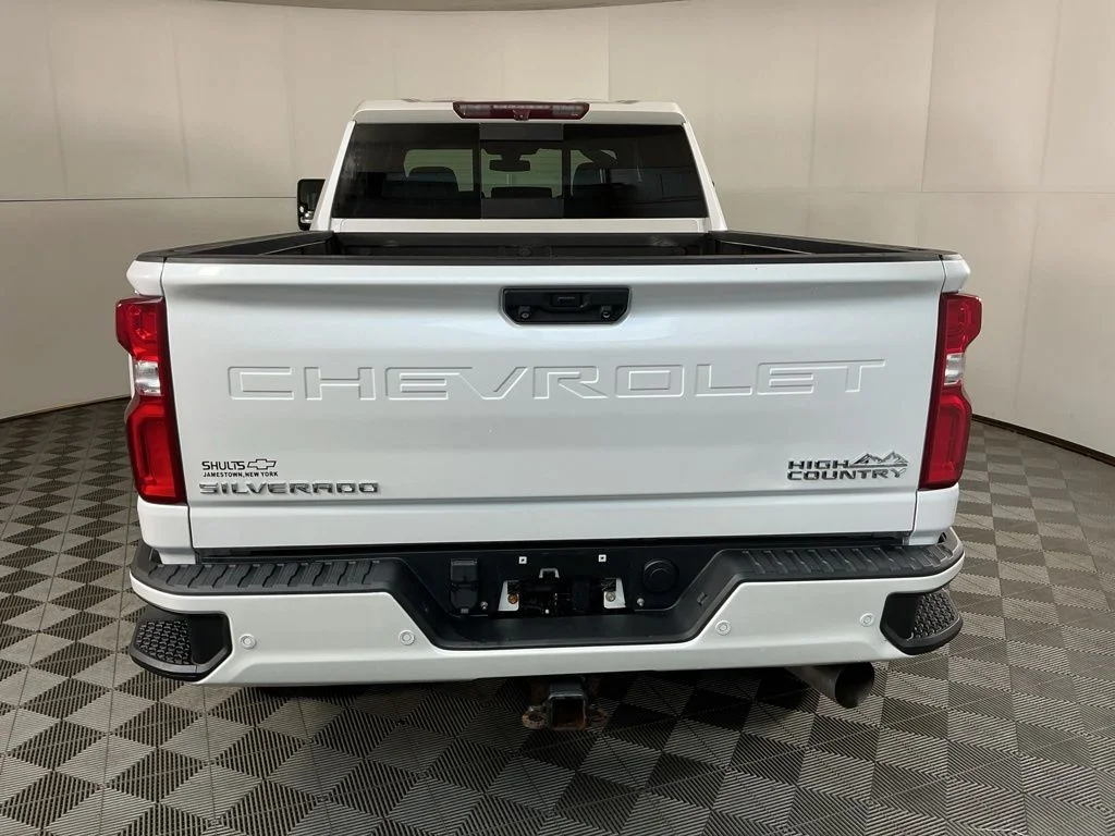 Used 2021 Beige Chevrolet High Country image 6