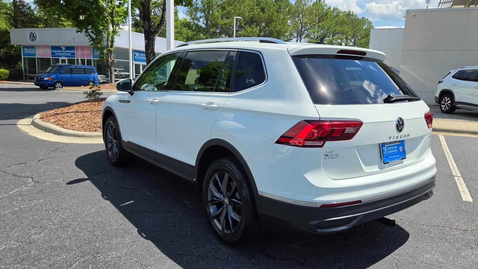 Certified Used 2024 Pure White Volkswagen SE image 3