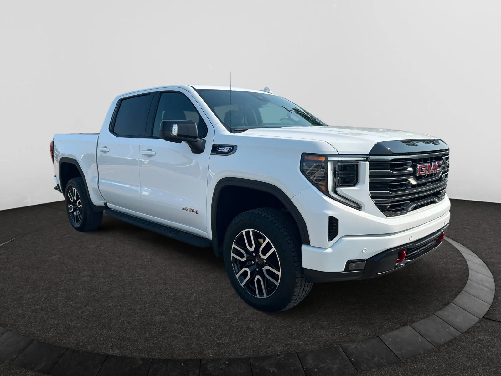 Used 2025 White GMC AT4 Crew Cab 3.0L Leather Sunroof Navigation 4x4 image 7
