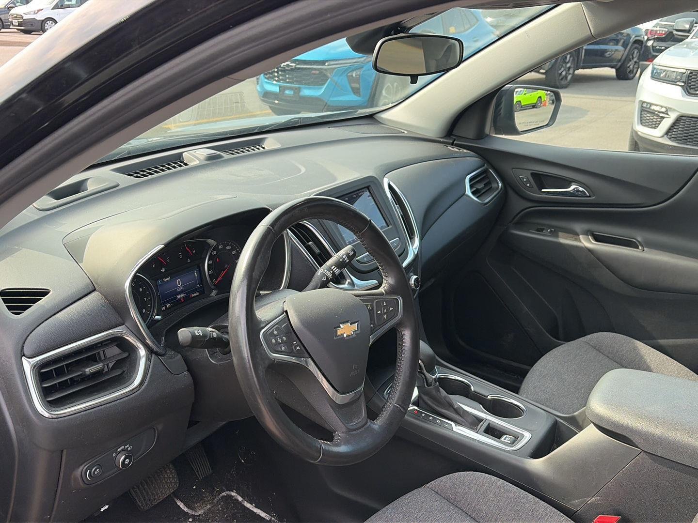 Used 2022 Mosaic Black Metallic Chevrolet LT image 5