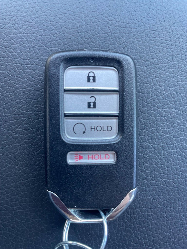 Used 2024 White Honda RTL image 19