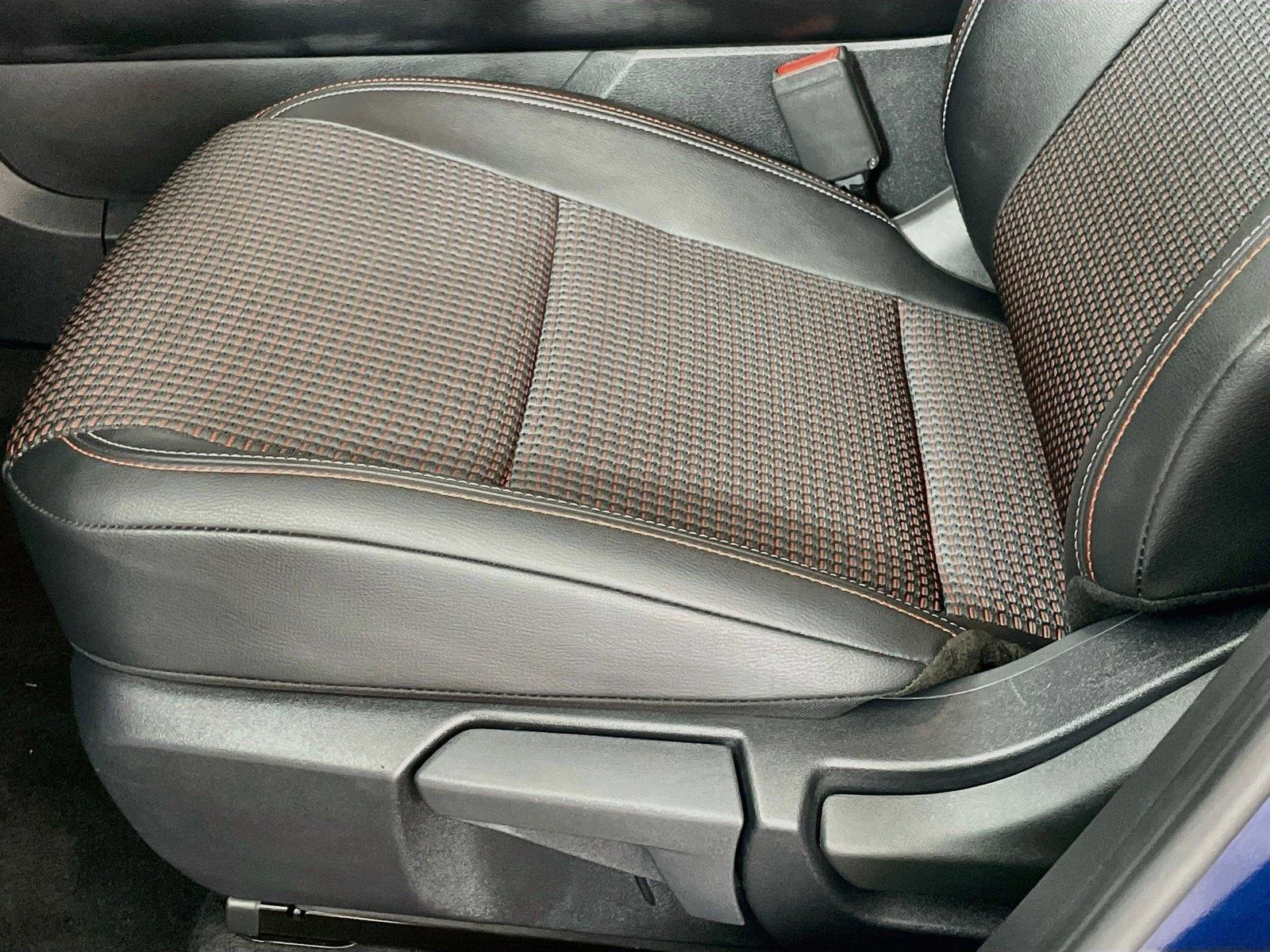 Used 2026 Deep Blue Pearl Nissan SR image 22