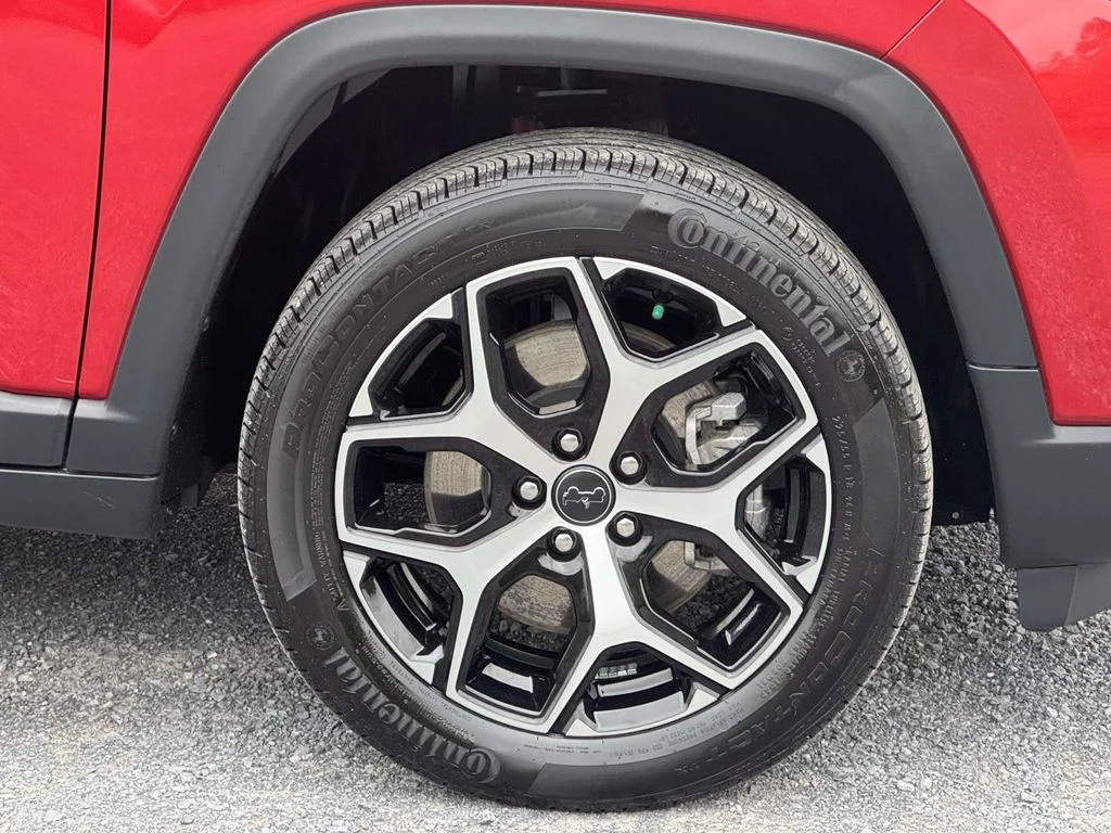Used 2025 Red Jeep Limited image 11