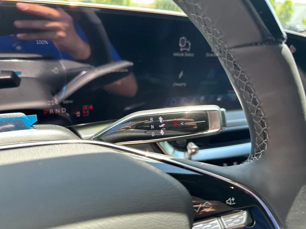 2026 Cadillac LYRIQ Premium Sport - Photo 25