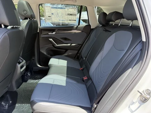 New 2026 White Volkswagen 2.0T SE image 18