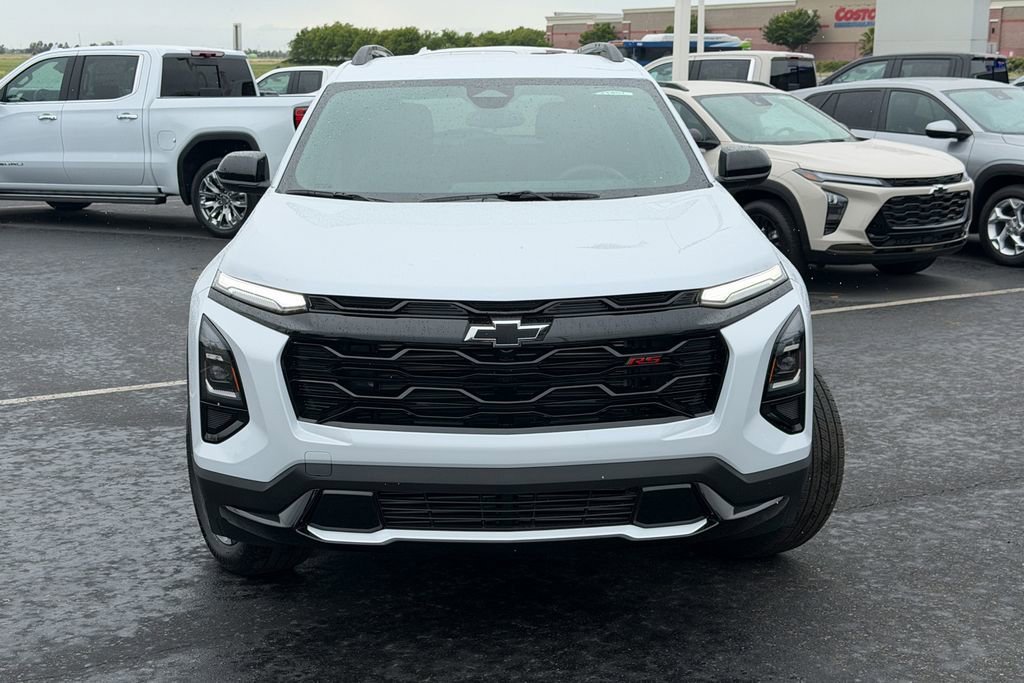 Used 2026 Polar White Tricoat Chevrolet RS image 3