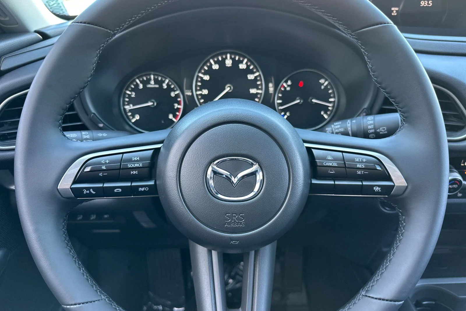 New 2026 Snowflake White Pearl Mazda 2.5 S Preferred AWD image 25