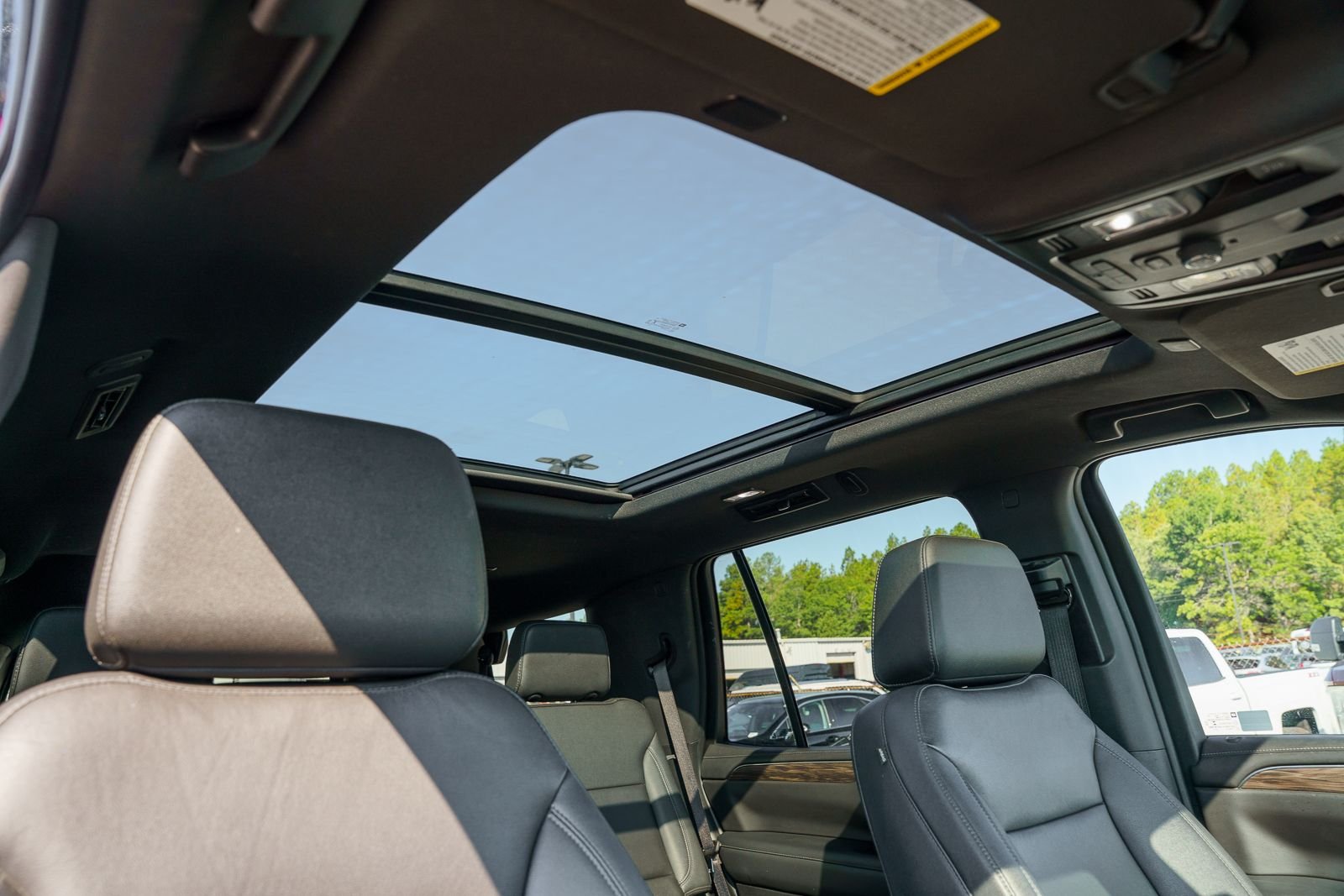 Certified Used 2022  Chevrolet Z71 image 28