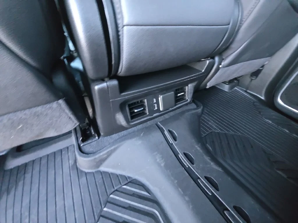 Used 2025 Cypress Gray Chevrolet LT image 34