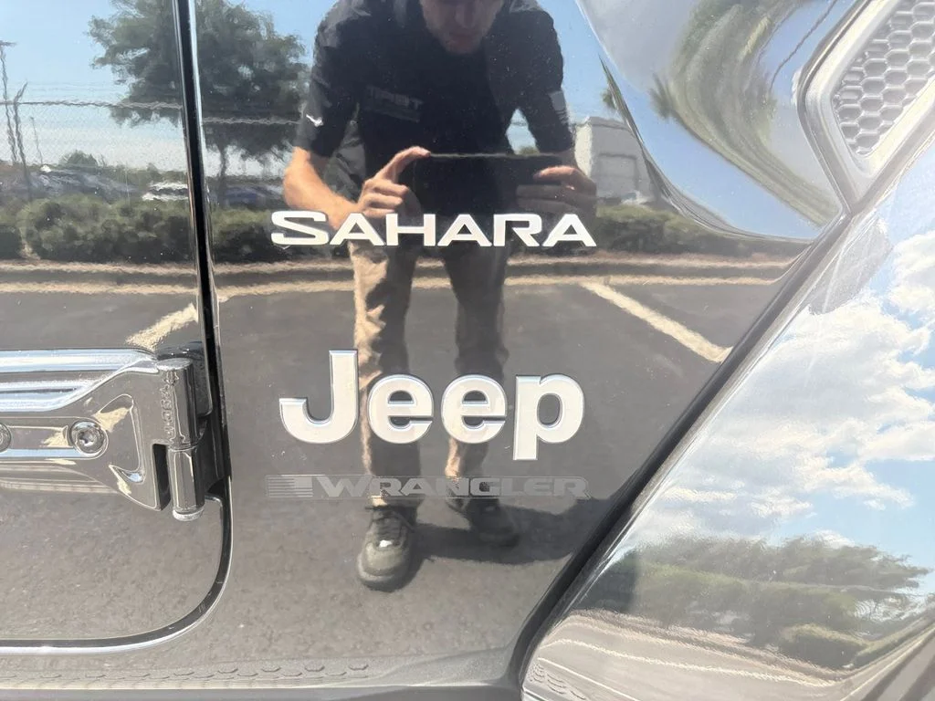 Used 2023 Black Jeep Sahara image 35