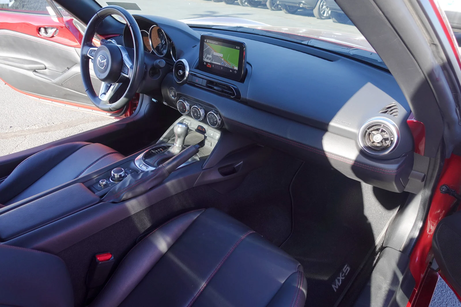 Used 2018 Red Crystal Mazda Grand Touring image 11