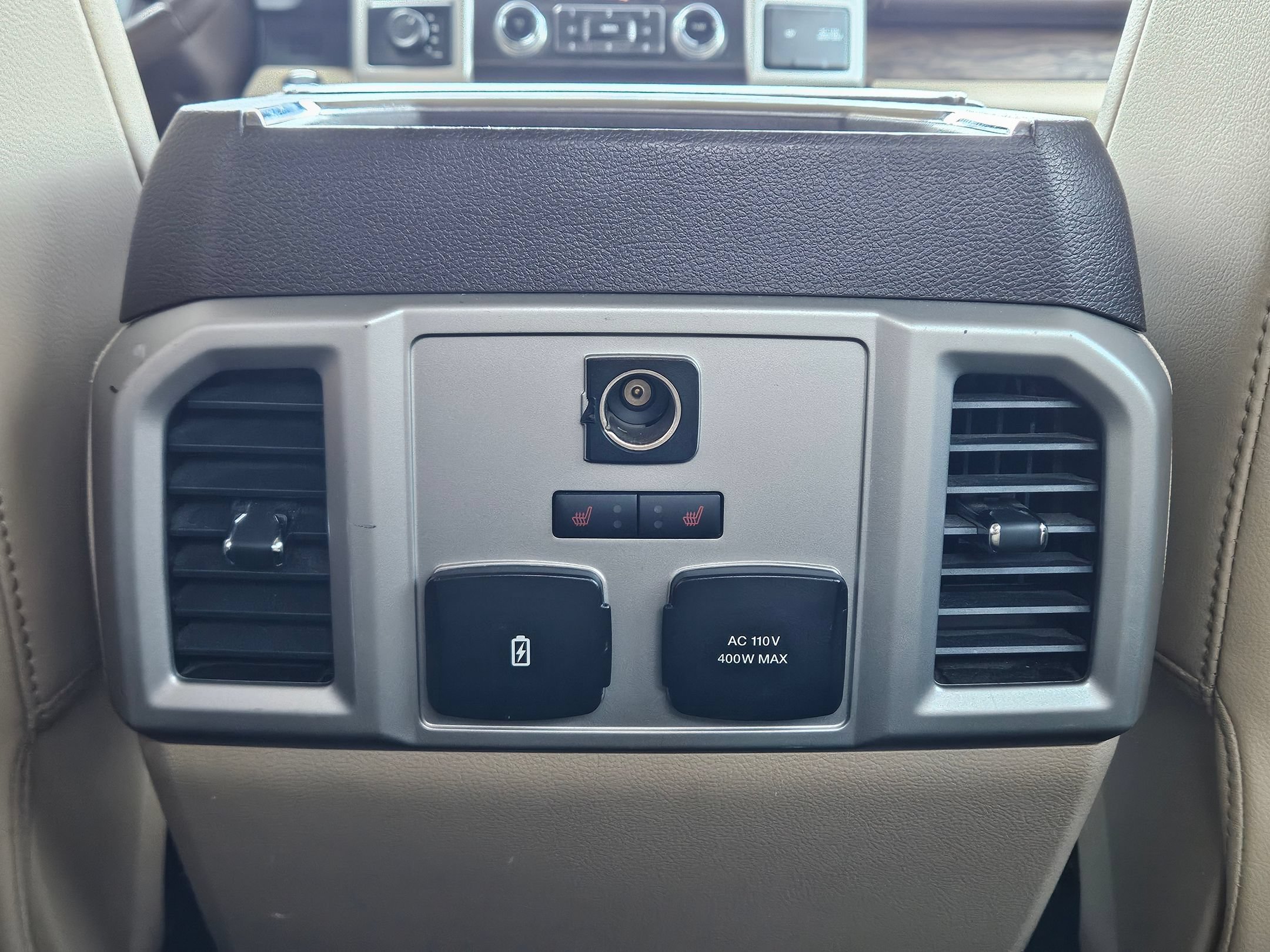 Used 2019 Silver Spruce Metallic Ford LARIAT image 28