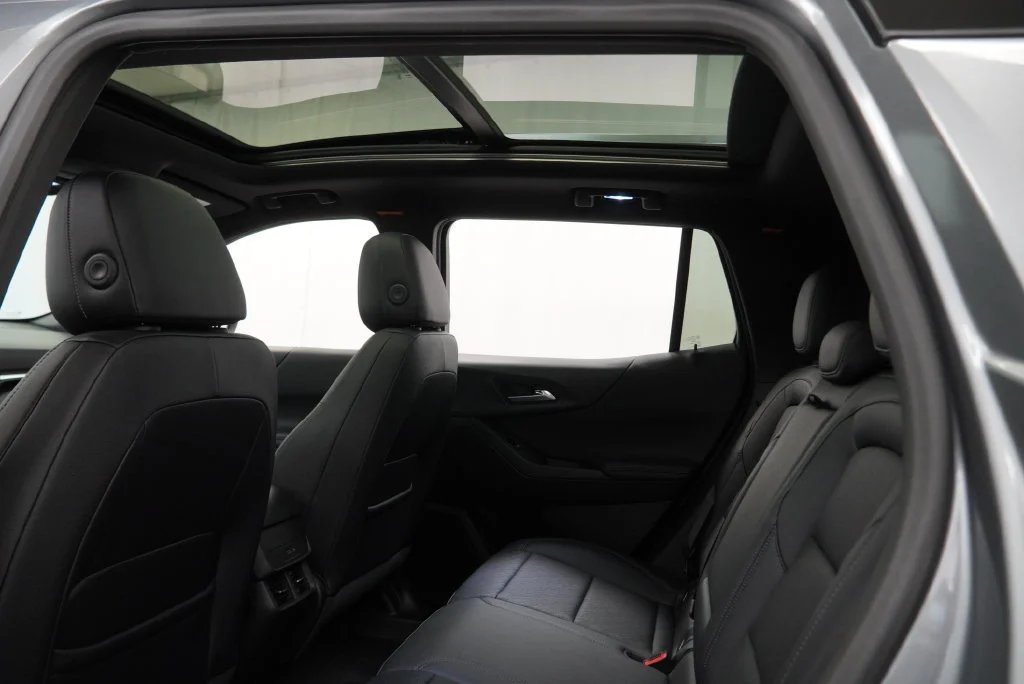 Used 2025 Sterling Gray Metallic Chevrolet LT image 5