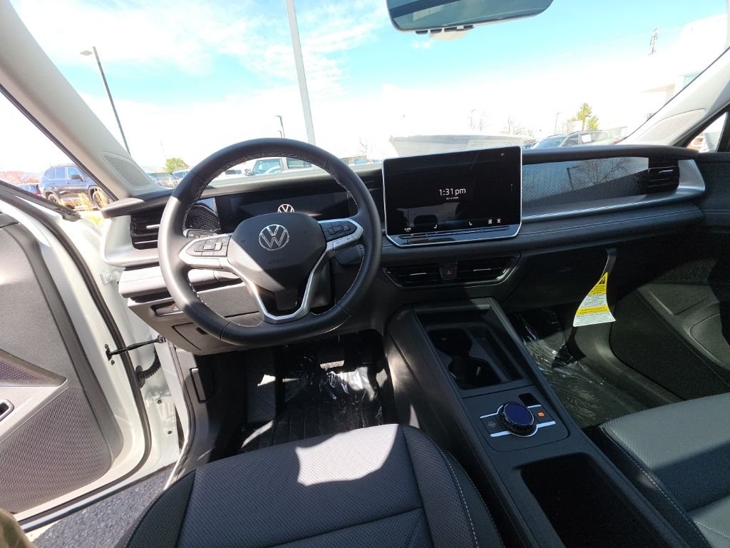 New 2026 Pure White Volkswagen 2.0T SE image 13