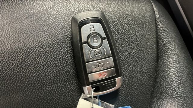 Used 2024 Antimatter Blue Metallic Ford XLT image 41