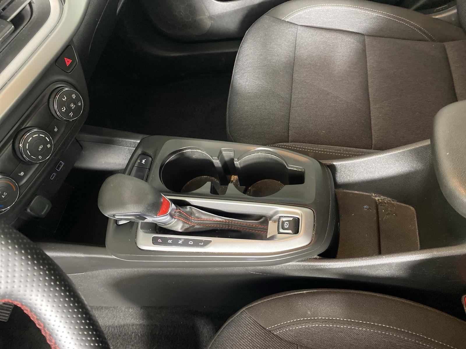 Used 2024 Summit White Chevrolet 1RS image 20