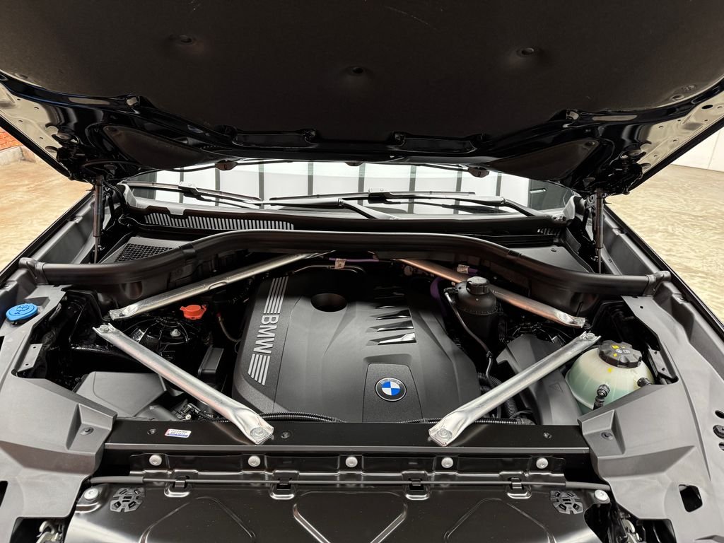 New 2026 Black BMW xDrive40i image 26