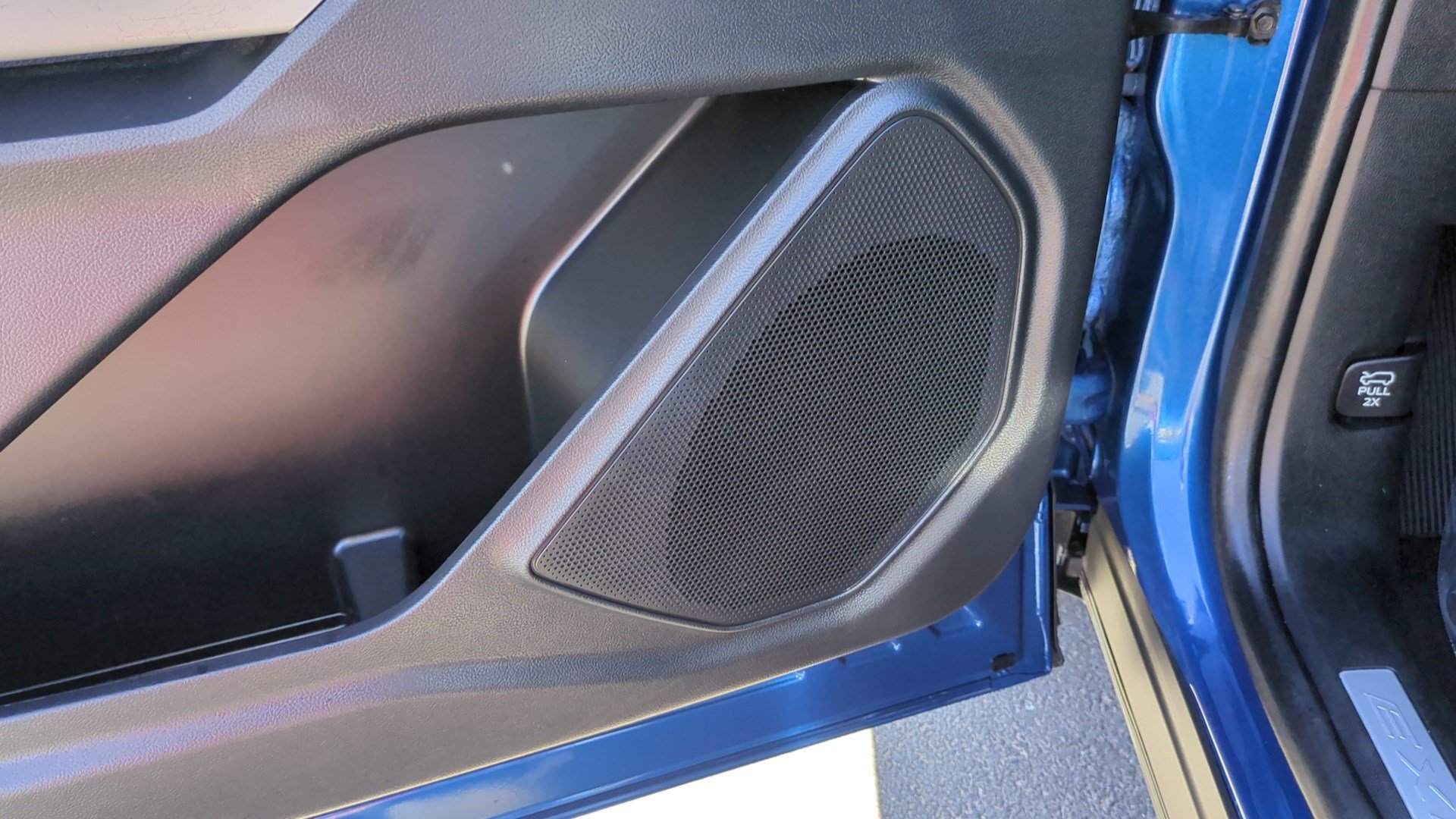 Used 2022 Blue Metallic Ford Limited image 12