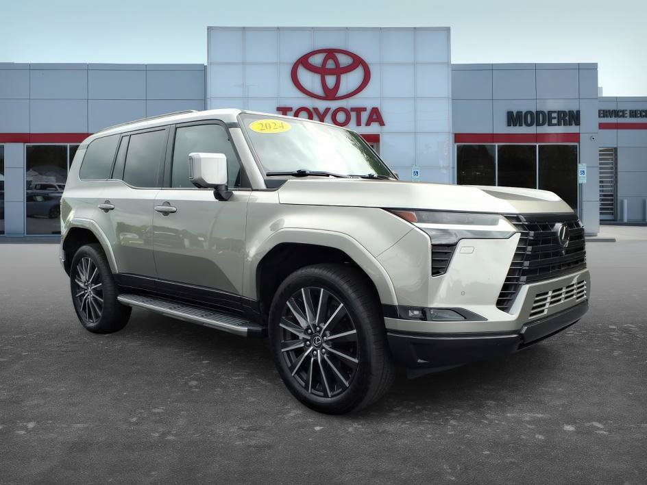 2024 Lexus GX Luxury - Photo 10