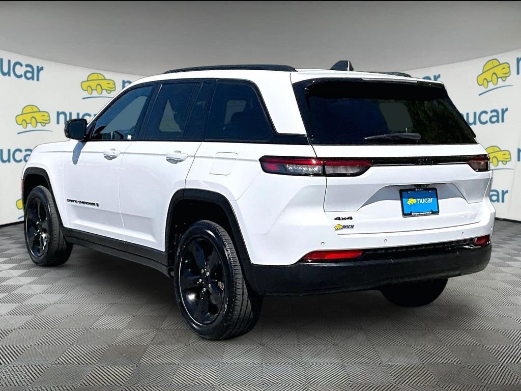 Used 2023 Bright White Clearcoat Jeep Altitude X image 4