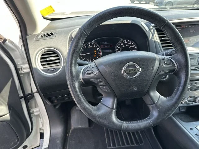 Used 2019 White Nissan SL image 13
