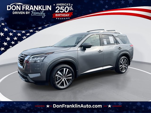 2025 Nissan Pathfinder Platinum