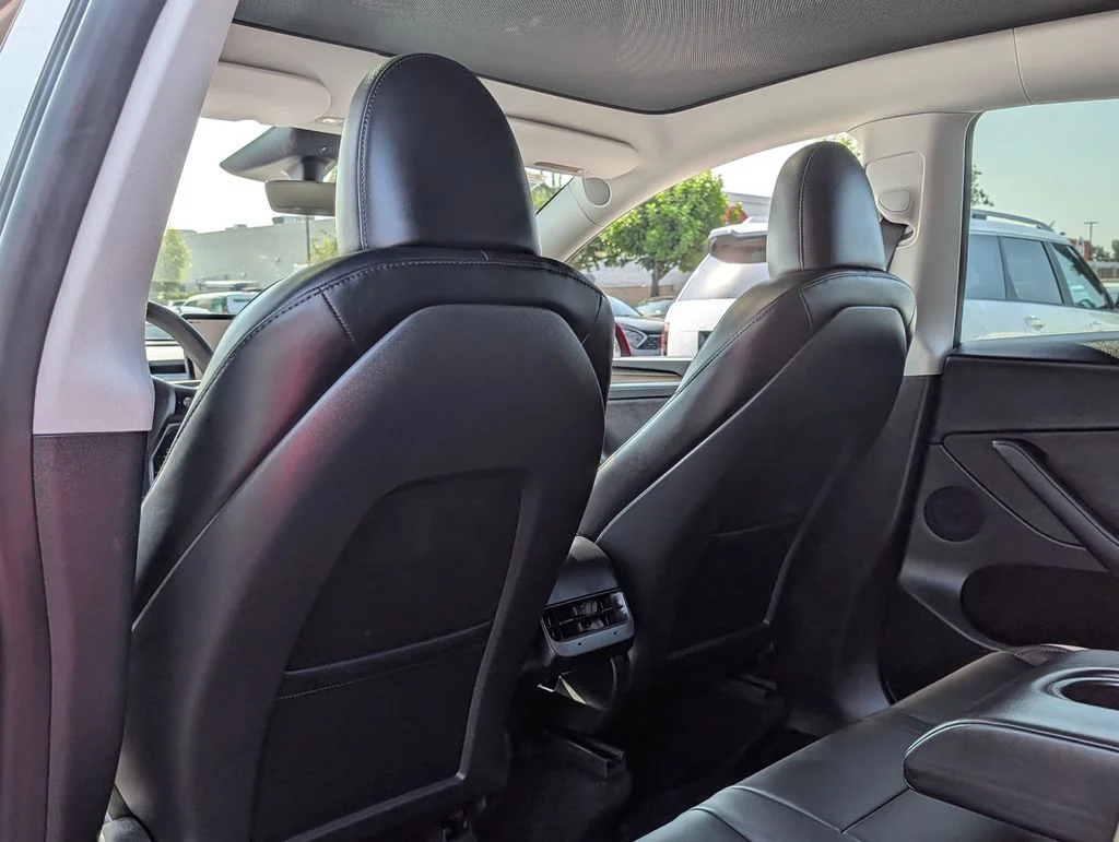 Used 2023  Tesla Performance image 14