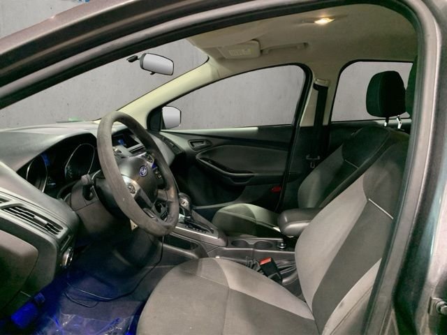 Used 2012 Gray Ford SE image 6