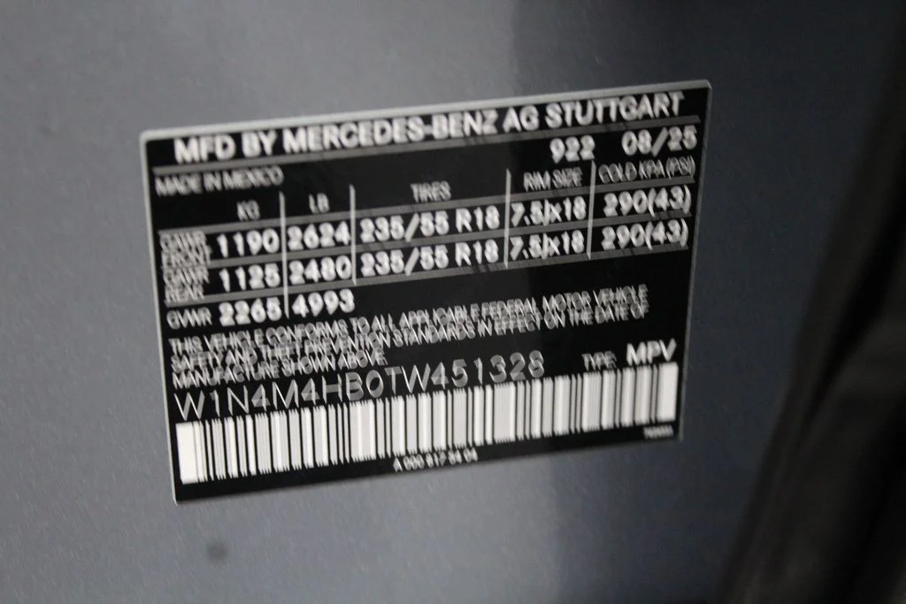 Certified Used 2026 Silver Mercedes-Benz GLB 250 image 41