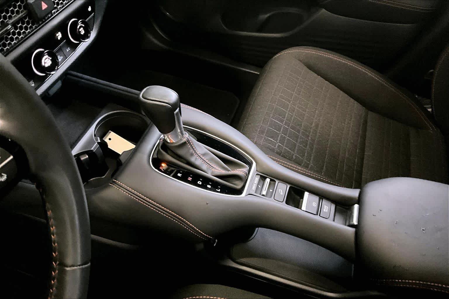 2025 Honda HR-V Sport - Photo 16