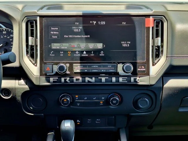 2025 Nissan Frontier SV - Photo 19