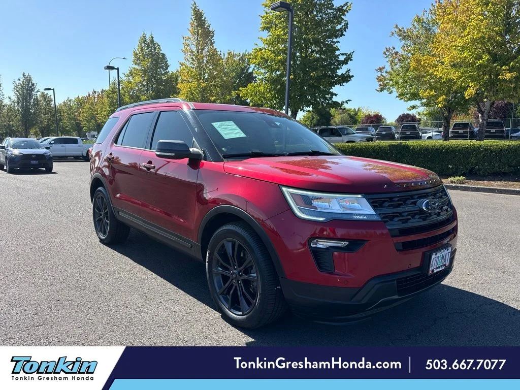 Used 2019 Ruby Red Metallic Ford XLT image 1