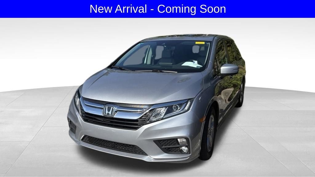 Used 2018 Silver Honda EX-L image 1