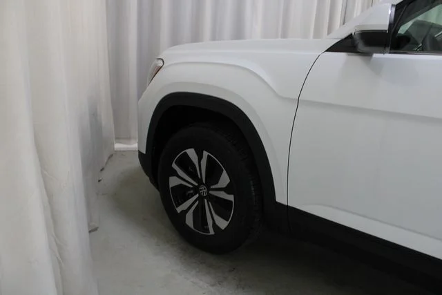 New 2026 White Volkswagen 2.0T SE image 28