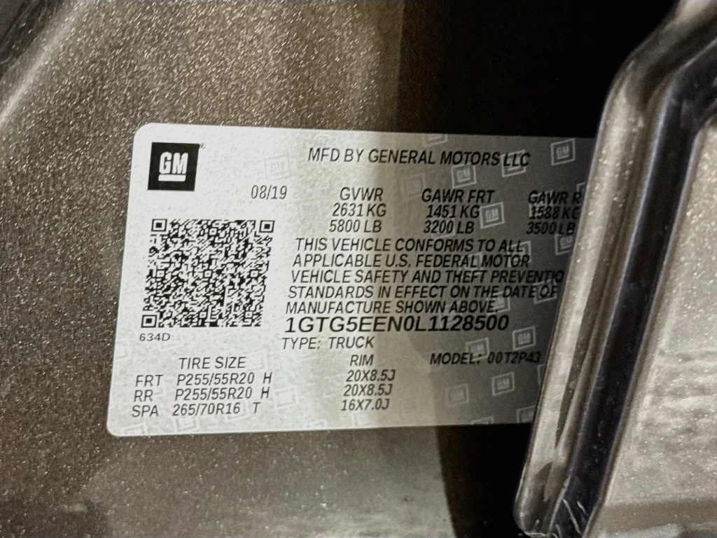 Used 2020 Gray GMC Denali image 39