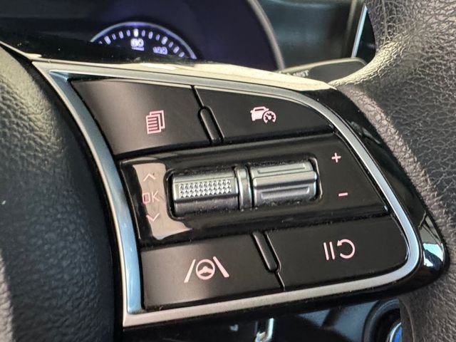 2024 Kia Forte LXS - Photo 8