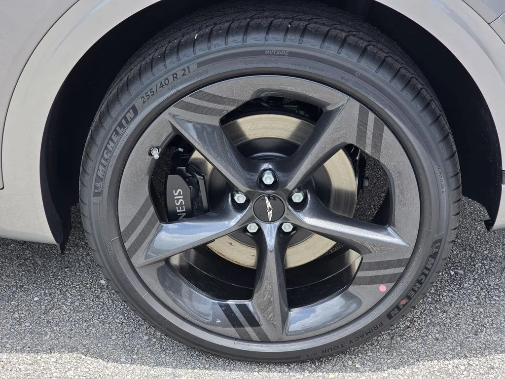 New 2026 Silver Genesis 2.5T Sport Prestige image 5