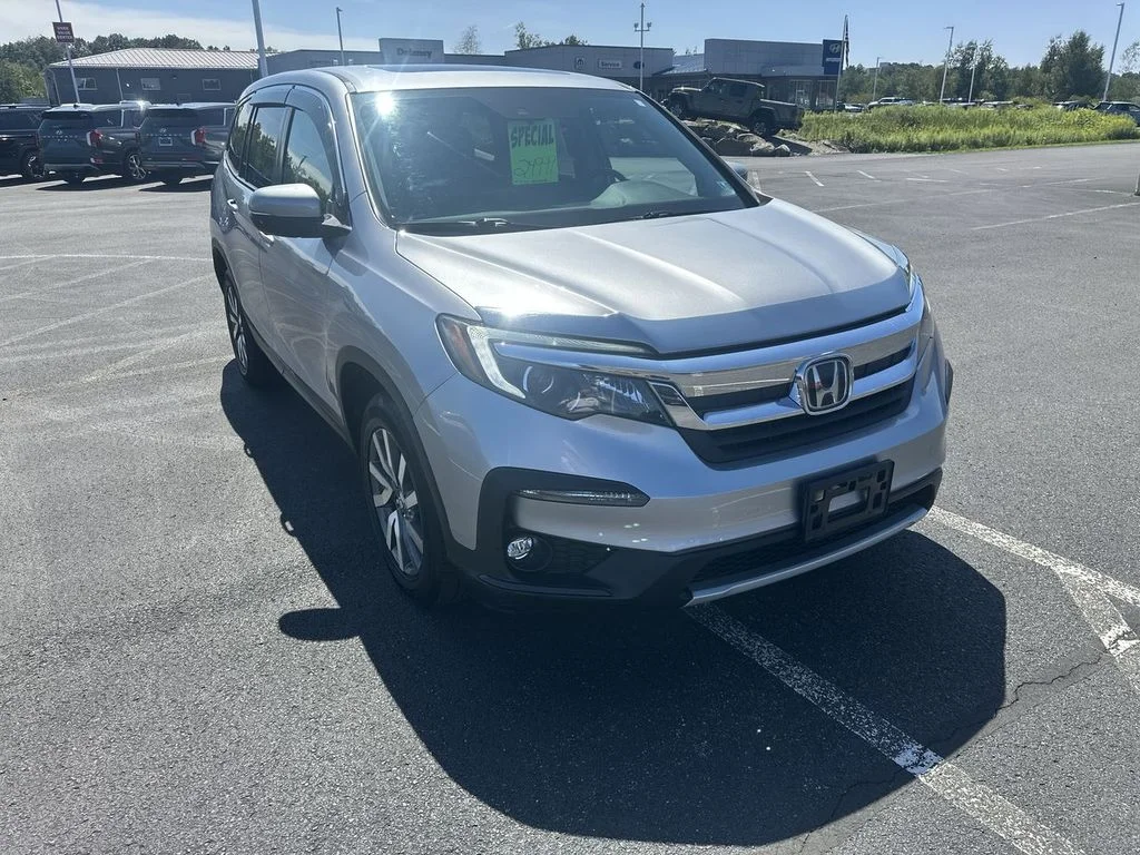 Used 2019  Honda EX-L image 1