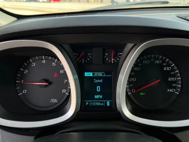 Used 2013 White Chevrolet LT image 20